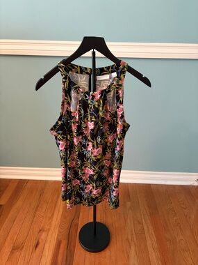 New York & Company Black Floral Scoop-Neck Camisole with Pink Blooms